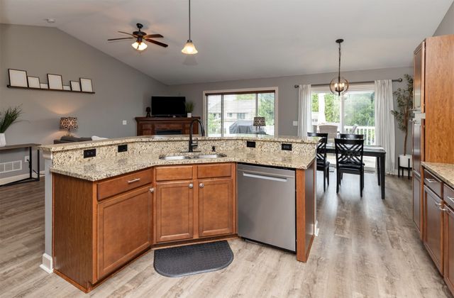 2912 SE Diamond Drive, Grimes, IA 50111