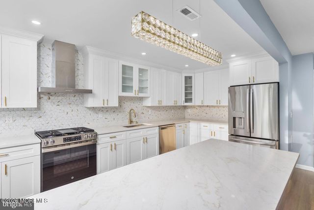 1 Sesame Drive, Lumberton, NJ 08048
