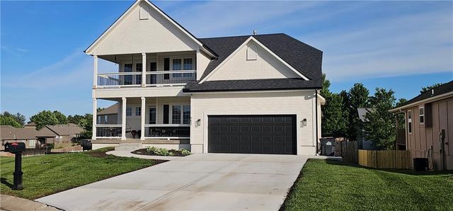 953 NW Birch Court, Grain Valley, MO 64029