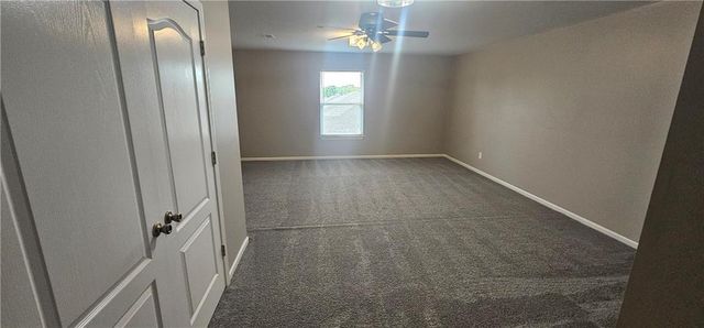 953 NW Birch Court, Grain Valley, MO 64029