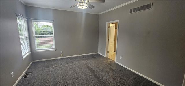 953 NW Birch Court, Grain Valley, MO 64029