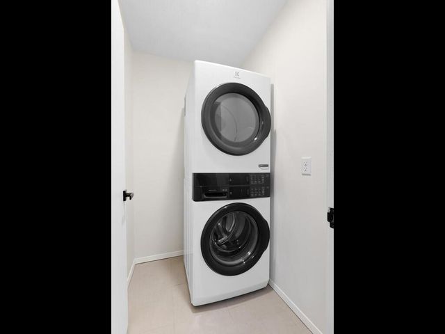 75 E Pleasant Lake Road, North Oaks, MN 55127