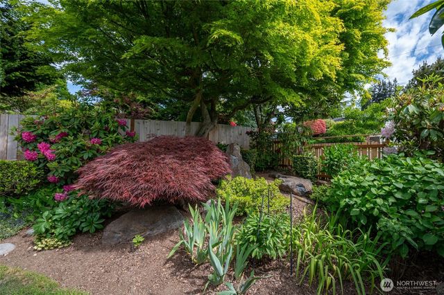 2806 SW 167 Place, Burien, WA 98166