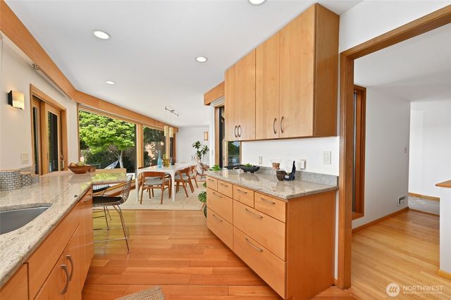 2806 SW 167 Place, Burien, WA 98166