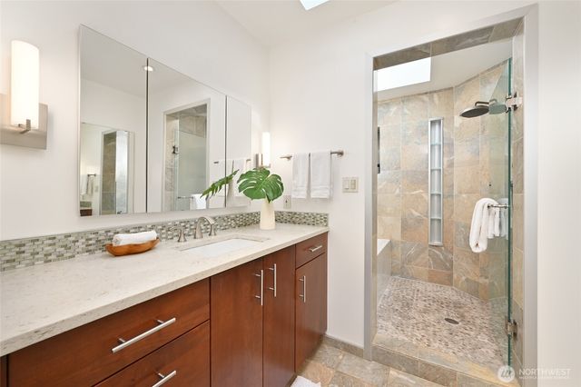 2806 SW 167 Place, Burien, WA 98166
