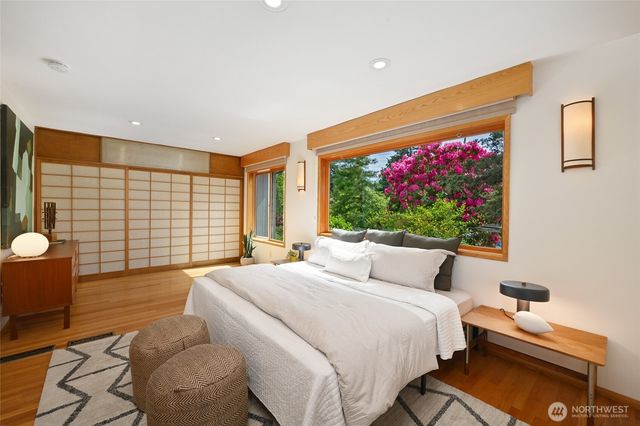 2806 SW 167 Place, Burien, WA 98166