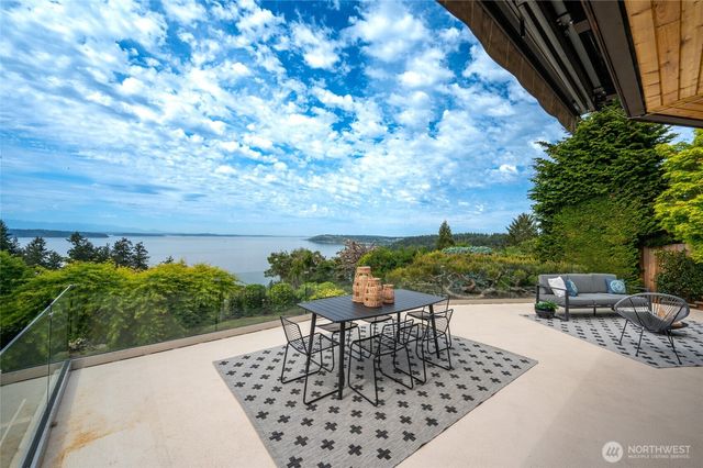 2806 SW 167 Place, Burien, WA 98166