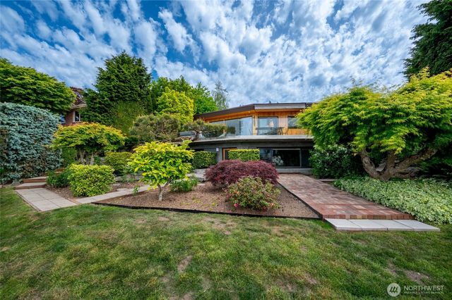 2806 SW 167 Place, Burien, WA 98166