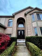 52921 Sawmill Creek Drive, Macomb, MI 48042