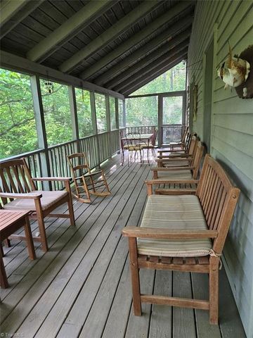 1984 Horseshoe Road, Westfield, NC 27053
