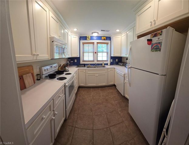 1984 Horseshoe Road, Westfield, NC 27053