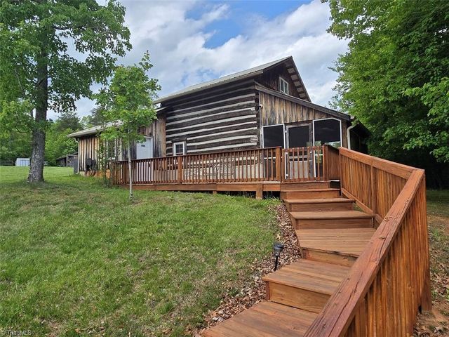 1984 Horseshoe Road, Westfield, NC 27053