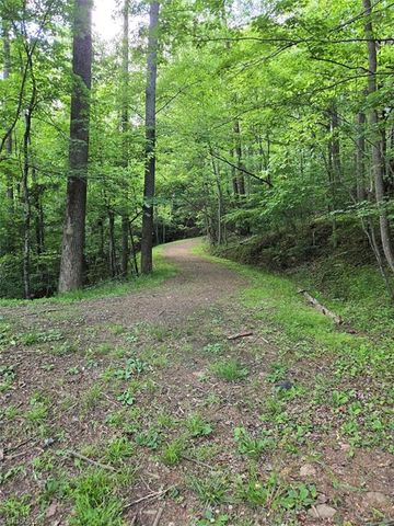 1984 Horseshoe Road, Westfield, NC 27053