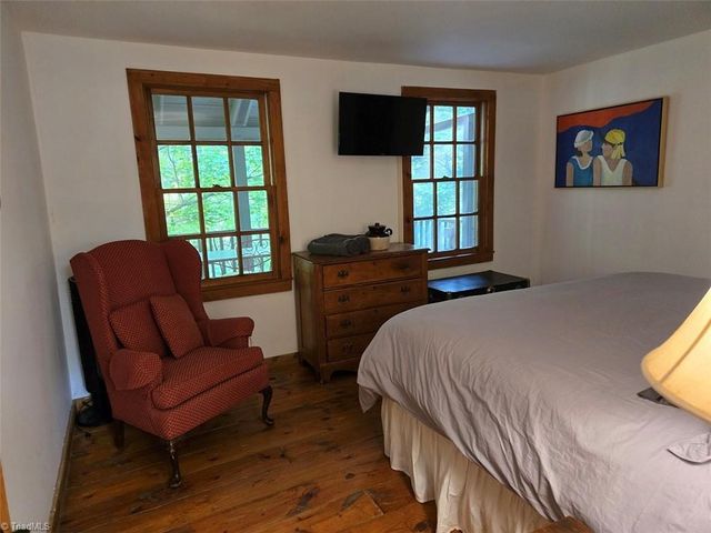 1984 Horseshoe Road, Westfield, NC 27053