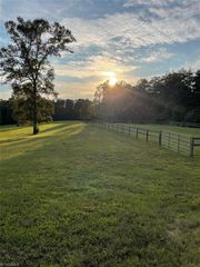 1984 Horseshoe Road, Westfield, NC 27053