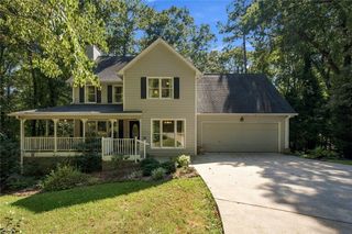 2038 Laurel Cove, Ball Ground, GA 30107