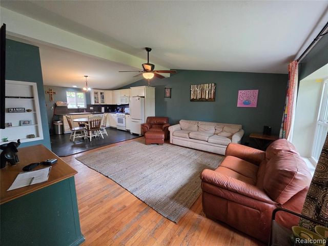729 Fitzner Drive, Davison, MI 48423