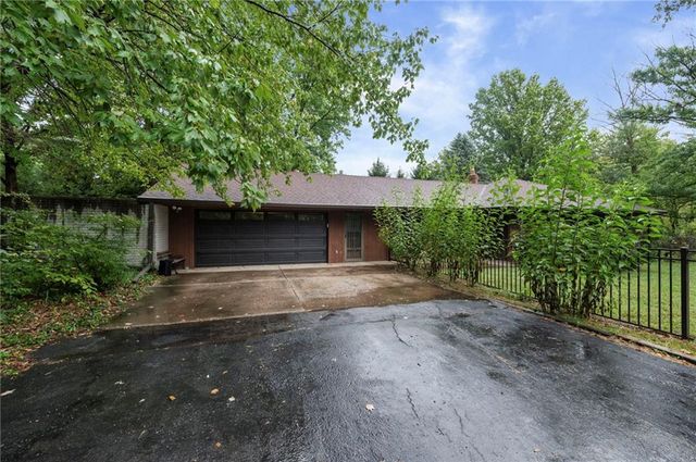 13619 Clementine Road, Smithville, MO 64089
