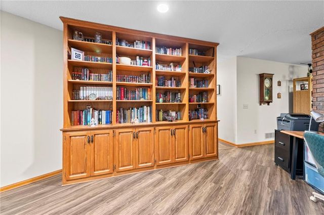 13619 Clementine Road, Smithville, MO 64089