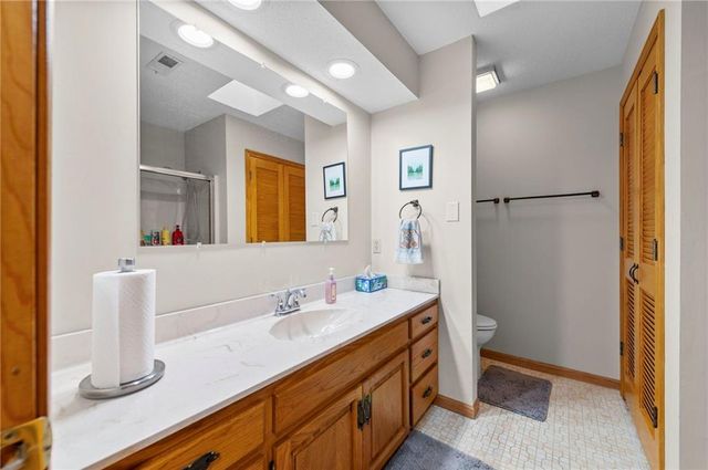 13619 Clementine Road, Smithville, MO 64089