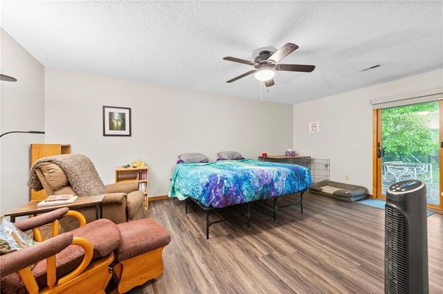 13619 Clementine Road, Smithville, MO 64089