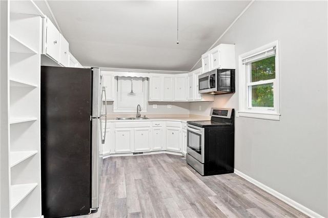 204 Meade Street, Liberty, MO 64068