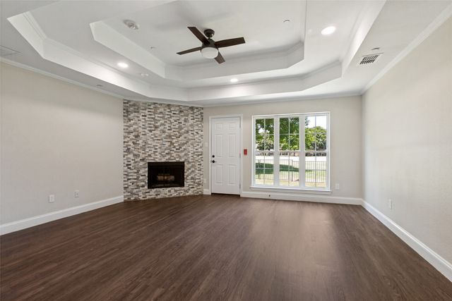 3001 Oak Springs Drive, Garland, TX 75044
