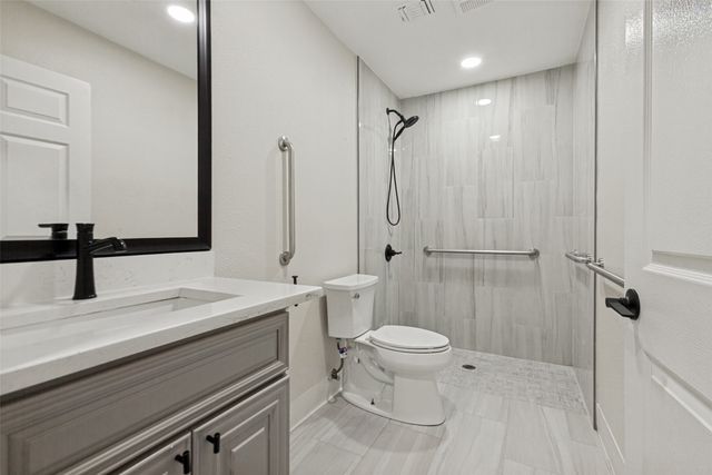 3001 Oak Springs Drive, Garland, TX 75044