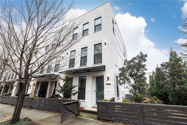 1815 La Dawn Lane NW, Atlanta, GA 30318