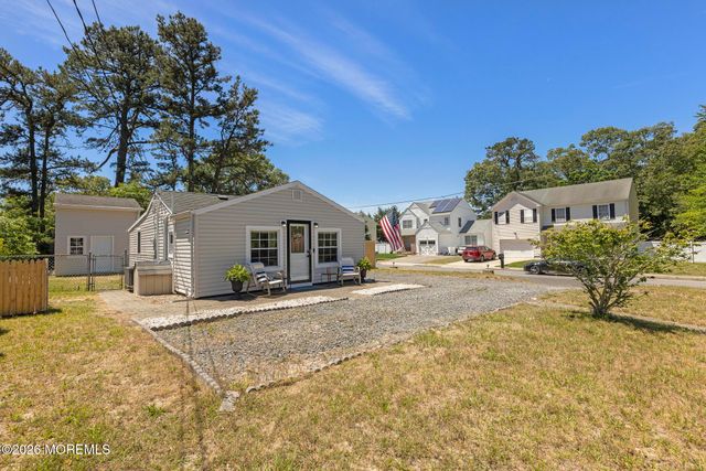 701 Buena Vista Road, Forked River, NJ 08731