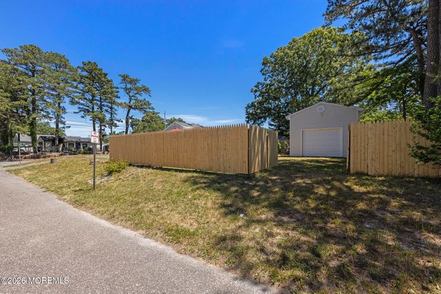 701 Buena Vista Road, Forked River, NJ 08731