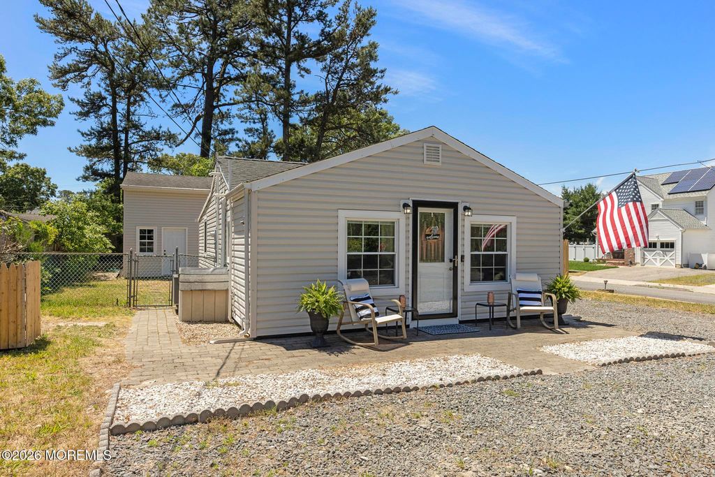 701 Buena Vista Road, Forked River, NJ 08731