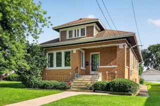 708 Mccarthy Road, Lemont, IL 60439