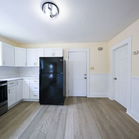 103 Memorial Park Ave 1, Lynn, MA 01902