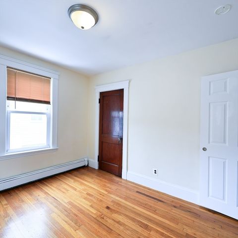 103 Memorial Park Ave 1, Lynn, MA 01902