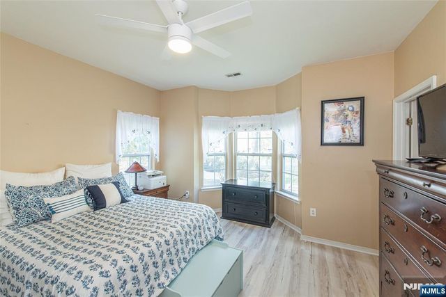 25 Allister Court 601, Lincoln Park Borough, NJ 07035