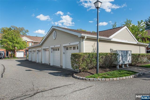 25 Allister Court 601, Lincoln Park Borough, NJ 07035