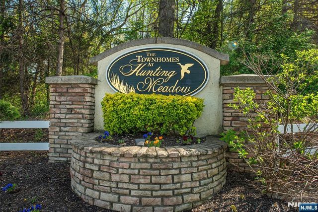 25 Allister Court 601, Lincoln Park Borough, NJ 07035