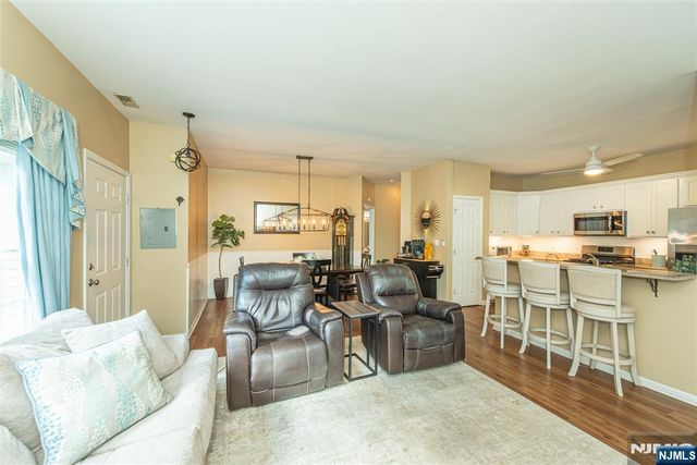 25 Allister Court 601, Lincoln Park Borough, NJ 07035
