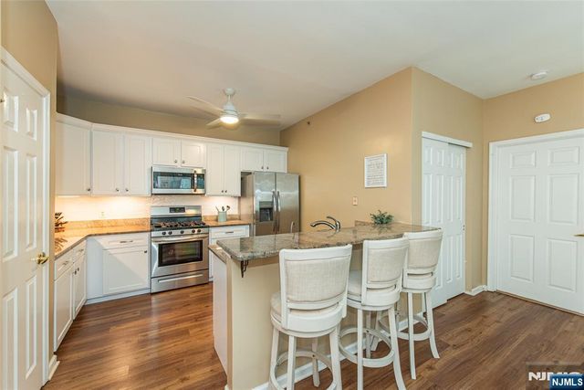 25 Allister Court 601, Lincoln Park Borough, NJ 07035