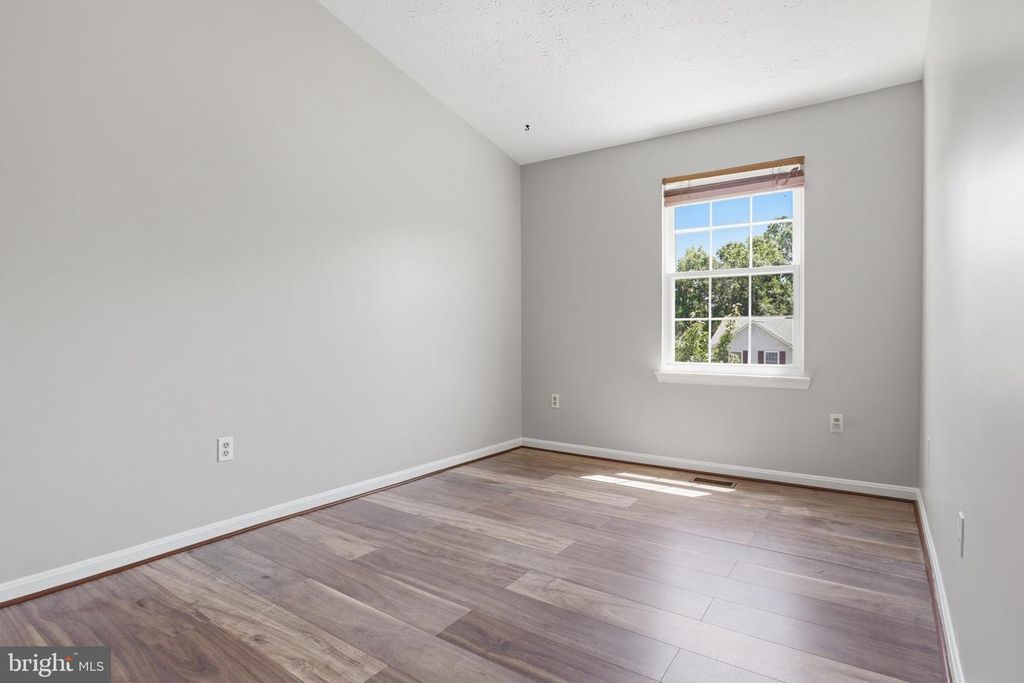 Image 17 of property listing at 7718 ORA CT, Greenbelt, MD 20770