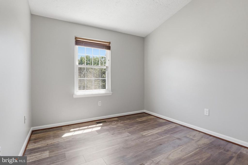 Image 19 of property listing at 7718 ORA CT, Greenbelt, MD 20770