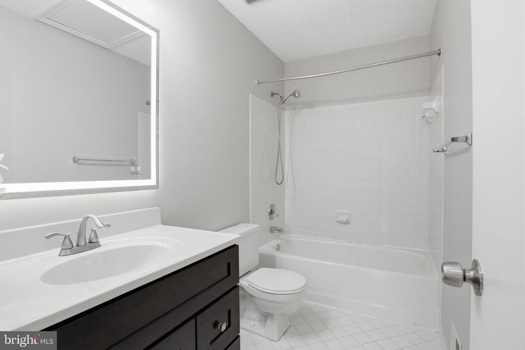 Image 20 of property listing at 7718 ORA CT, Greenbelt, MD 20770