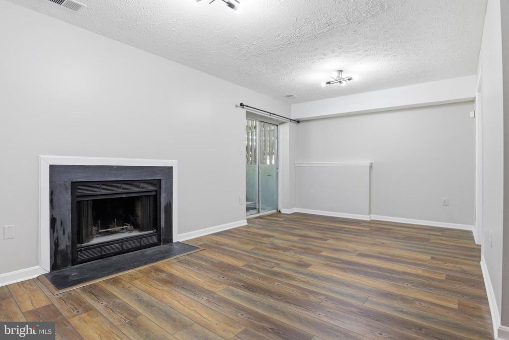 Image 25 of property listing at 7718 ORA CT, Greenbelt, MD 20770