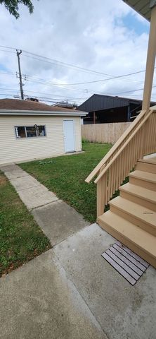 3000 N Neenah Avenue, Chicago, IL 60634