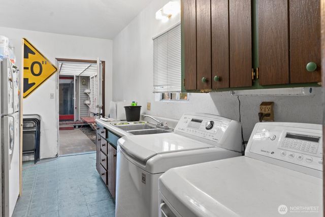 4708 Delta Lane SE, Tumwater, WA 98501