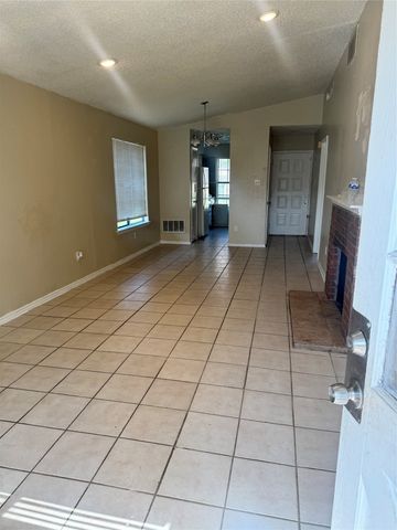 5617 Mansfield Road, Arlington, TX 76017