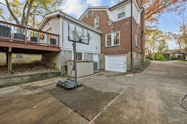 350 Rosedale Place, Webster Groves, MO 63119