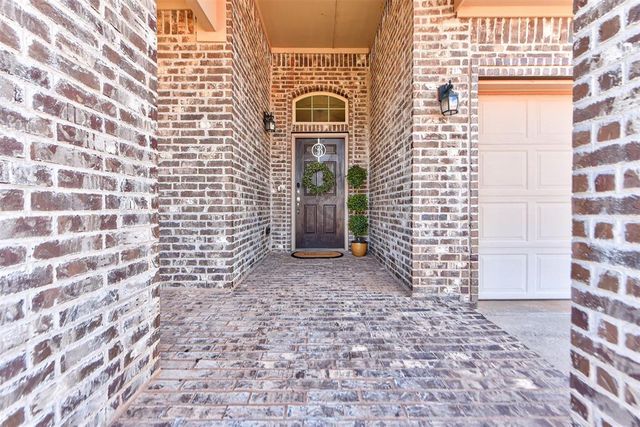 14708 Gravity Falls Lane, Oklahoma City, OK 73142