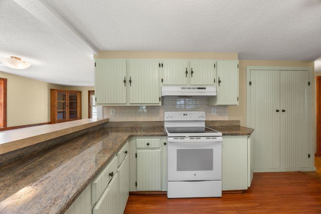 87 Vidal Ave, Falmouth, MA 02536